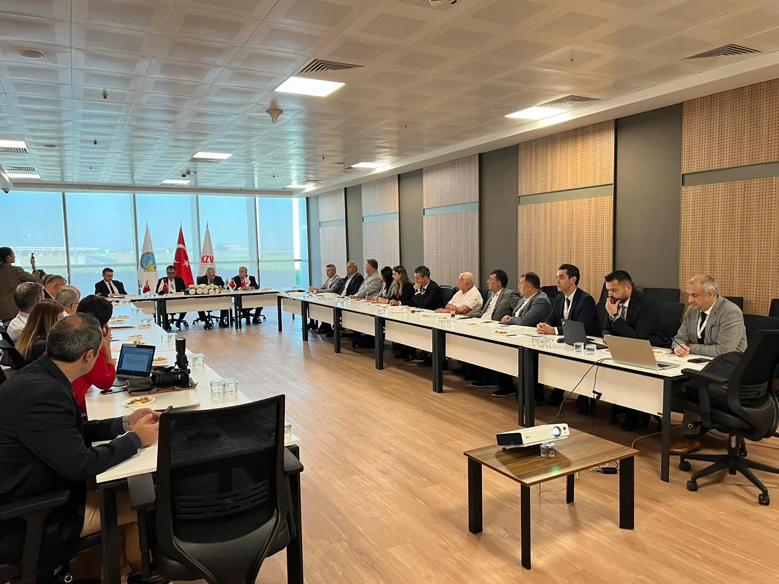 Çukurova Uluslararası Havalimanı ve Mersin-Tarsus Ticaret Sanayi Odaları Ekonomik Gelişim İçin Bir Araya Geldi